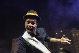 Festejos en el balcón de la IM por los 300 años de Montevideo Festejos en el balcón de la IM por los 300 años de Montevideo