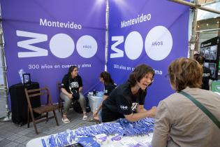 Punto Violeta en los en los festejos por los 300 años de Montevideo