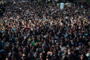 Festejos en el escenario de Av. Libertador por los 300 años de Montevideo