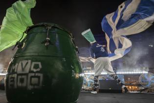 Festejos en el balcón de la IM por los 300 años de Montevideo Festejos en el balcón de la IM por los 300 años de Montevideo