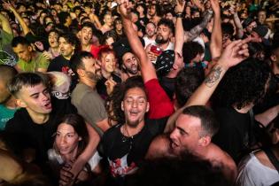 Festejos en el escenario de Av. Libertador por los 300 años de Montevideo