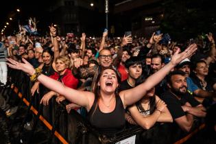 Festejos en el escenario de Av. Libertador por los 300 años de Montevideo