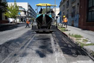 Trabajos en calle Isla de Flores por Desfile de Llamadas 2024