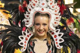 G.R.E.S Asabranca en el Desfile de Escuelas de Samba G.R.E.S Asabranca en el Desfile de Escuelas de Samba
