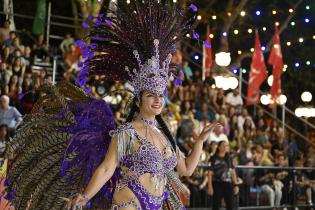 Complejo do Samba en el desfile de Escuelas de Samba 2024 Complejo do Samba en el desfile de Escuelas de Samba 2024