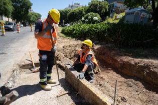 Avance de obras del proyecto de tránsito adaptativo en Bvar. España y Bvar. Artigas Avance de obras del proyecto de tránsito adaptativo en Bvar. España y Bvar. Artigas