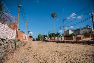 Avance de obras en calle Cochabamba entre camino Maldonado y Chayos 