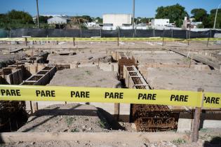 Intendenta de Montevideo Carolina Cosse recorre obras de realojo en barrio El Progreso Intendenta de Montevideo Carolina Cosse recorre obras de realojo en barrio El Progreso
