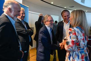 Carolina Cosse participa del lanzamiento de la vigésima edición del Gran Premio del Uruguay «19 Capitales Histórico» Carolina Cosse participa del lanzamiento de la vigésima edición del Gran Premio del Uruguay «19 Capitales Histórico» ,30 de enero de 2024