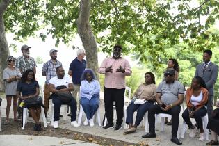 Visita de delegación de gobierno de Angola al Caserío de los Negros Visita de delegación de gobierno de Angola al Caserío de los Negros