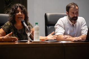 Solana Quesada en la presentación de los primeros resultados del funcionamiento de la Línea de escucha para hombres Solana Quesada en la presentación de los primeros resultados del funcionamiento de la Línea de escucha para hombres