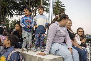 Corso barrial en Paso de la Arena 