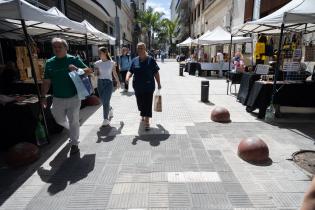 Feria de Economía Social y Solidaria en Peatonal Sarandí