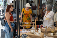 Feria de Economía Social y Solidaria en Peatonal Sarandí