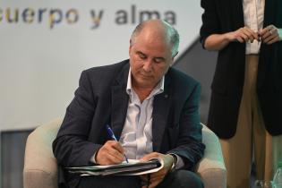 Firma de convenio preliminar entre el Plan Vale y la Intendencia de Montevideo Firma de convenio preliminar entre el Plan Vale y la Intendencia de Montevideo