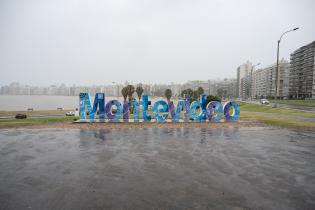 Intervención del cartel de Montevideo en el marco del día del implante coclear y la audición Intervención del cartel de Montevideo en el marco del día del implante coclear y la audición