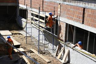 Recorria de la Intendenta de Montevideo por obras del Laboratorio de Bromatología