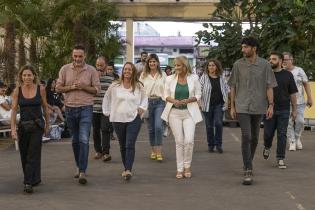 Carolina Cosse,  Federico Graña, Fabiana Goyenecha, Mercedes Clara y Ana Acosta, participan del lanzamiento de obras en el parque Modelo