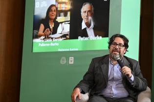 Intendente( i) Mauricio Zunino participa de la declaración de Visitante Ilustre de Montevideo a Peter Burkey María Lucía García Pallares-Burke