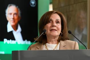 Declaración de Visitante Ilustre de Montevideo a María Lucía García Pallares-Burke Declaración de Visitante Ilustre de Montevideo a María Lucía García Pallares-Burke