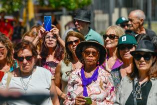 Colocación de placa en homenaje a Juana de Ibarbourou