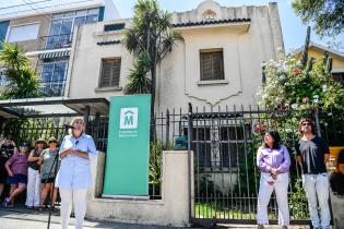 Colocación de placa en homenaje a Juana de Ibarbourou