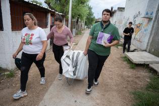 Entrega de kits Tu ayuda es útil