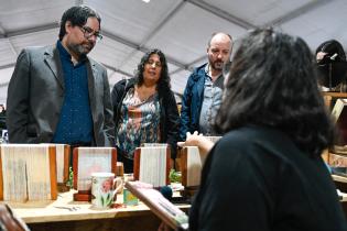 Intendenta (i) Mauricio Zunino recorre la feria de Mujeres Emprendedoras   , 12 de Marzo de 2024