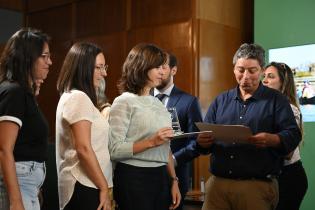 Entrega del Sello Montevideo Más Verde y Fondo Destino Turístico Inteligente Entrega del Sello Montevideo Más Verde y Fondo Destino Turístico Inteligente