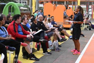 Clínica de la academia de entrenadores de la Jr. NBA