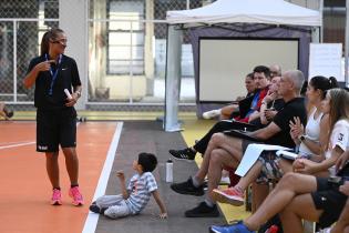 Clínica de la academia de entrenadores de la Jr. NBA