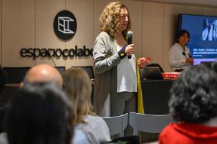 Ana Falú junto a Natalia Czytajlo, dictan taller sobre : Desafíos y herramientas para políticas públicas territoriales con inclusión de género