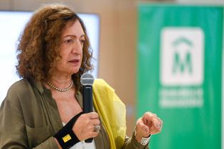 Ana Falú junto a Natalia Czytajlo, dictan taller sobre : Desafíos y herramientas para políticas públicas territoriales con inclusión de género