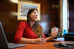 Directora (i) de Recursos Financieros, Dra. Ximena Muniz Directora (i) de Recursos Financieros, Dra. Ximena Muniz