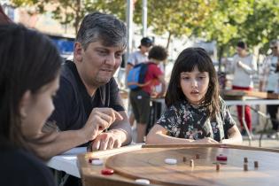 Juega el B, en la plaza Líber Seregni Juega el B, en la plaza Líber Seregni