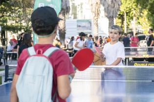 Juega el B, en la plaza Líber Seregni Juega el B, en la plaza Líber Seregni
