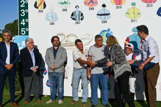 Carrera 300 años de Montevideo, en el Hipódromo de Maroñas Carrera 300 años de Montevideo, en el Hipódromo de Maroñas