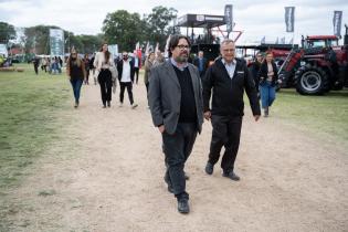 Mauricio Zunino (i) en el acto Inaugural de la Expo Melilla 2024