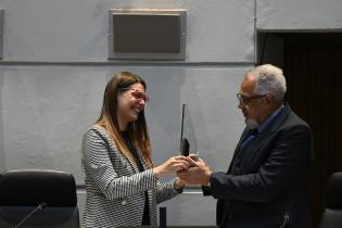 Entrega de galardón San Felipe y Santiago a Tomás Olivera Chirimini, Junta Departamental de Montevideo Entrega de galardón San Felipe y Santiago a Tomás Olivera Chirimini, Junta Departamental de Montevideo