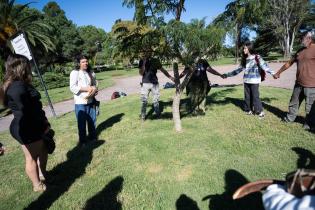 Plantación de árboles en conmemoración del Día de la Nación Charrúa y la Identidad Indígena de Uruguay Plantación de árboles en conmemoración del Día de la Nación Charrúa y la Identidad Indígena de Uruguay