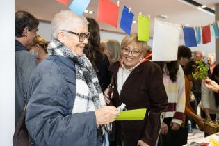 Feria del Municipio B en Espacio Colabora previo al desarrollo del Cabildo