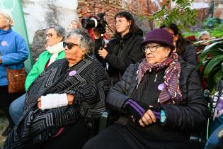   Firma de comodatos de finca recuperada a entregar al Colectivo Mujeres con Historias 