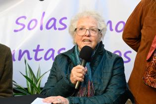 Firma de comodatos de finca recuperada a entregar al Colectivo Mujeres con Historias Firma de comodatos de finca recuperada a entregar al Colectivo Mujeres con Historias