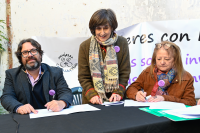   Firma de comodatos de finca recuperada a entregar al Colectivo Mujeres con Historias 