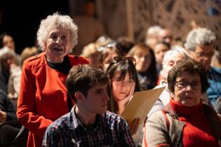 Presentación del libro de la escuela de Poesía del teatro Solís, Araña la poesía