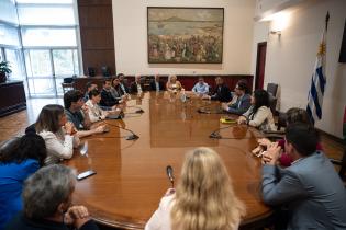 Mauricio Zunino (i) recibe a delegación de Durango Mauricio Zunino (i) recibe a delegación de Durango