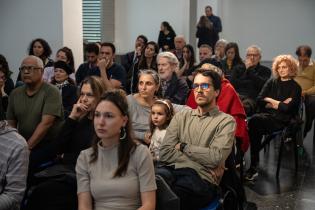 Conferencia de Cuauhtémoc Medina en el marco del cierre de la exposición «Escribir poesía, ¿vivir dónde?» de Alcira Soust Scaffo