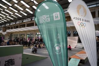 Taller de skate para mujeres en el Espacio Modelo en el marco de los 300 años de Montevideo Taller de skate para mujeres en el Espacio Modelo en el marco de los 300 años de Montevideo