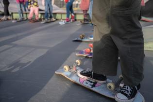 Taller de skate para mujeres en el Espacio Modelo en el marco de los 300 años de Montevideo Taller de skate para mujeres en el Espacio Modelo en el marco de los 300 años de Montevideo