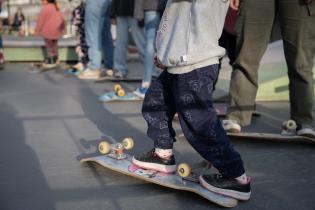 Taller de skate para mujeres en el Espacio Modelo en el marco de los 300 años de Montevideo Taller de skate para mujeres en el Espacio Modelo en el marco de los 300 años de Montevideo